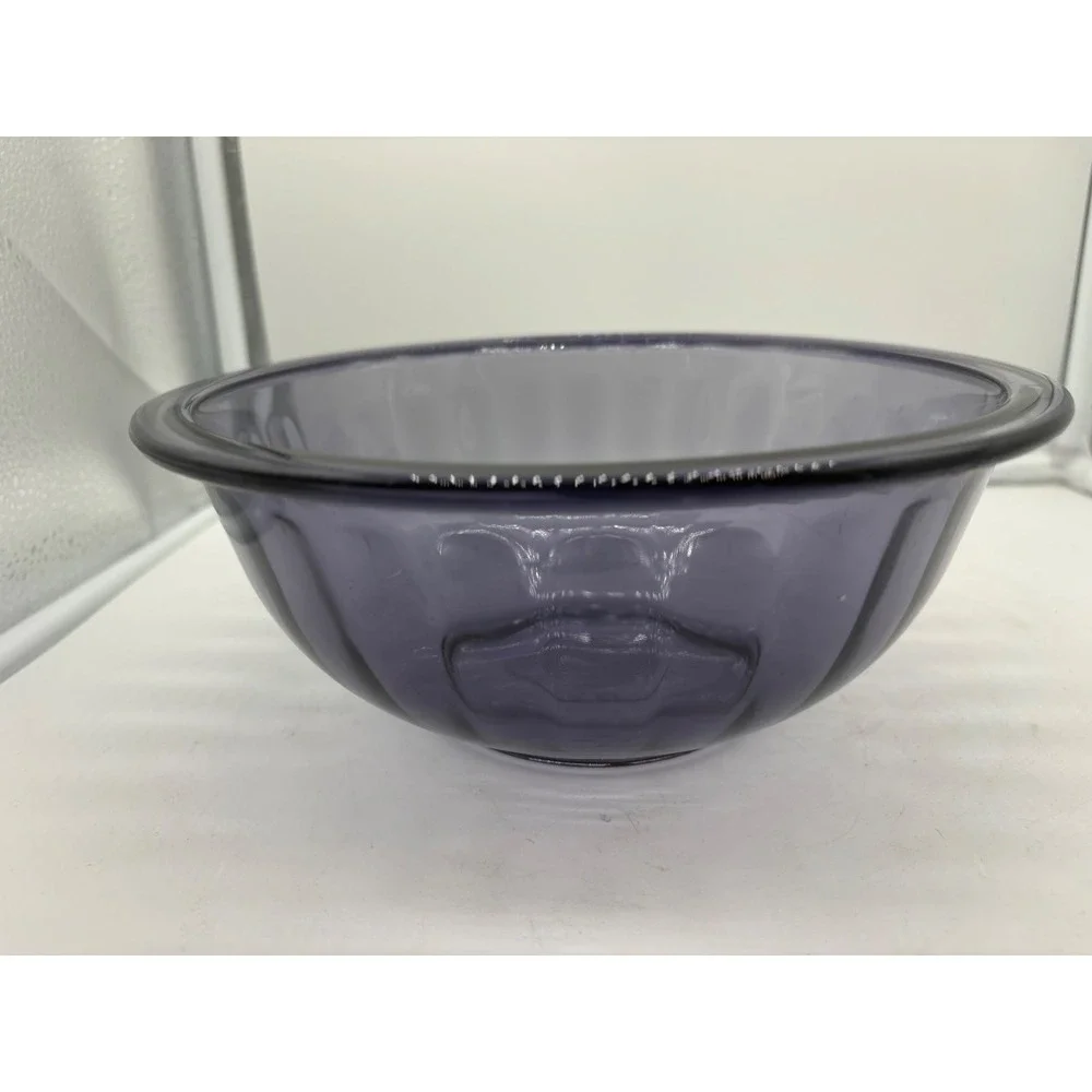 Pyrex vintage amethyst
